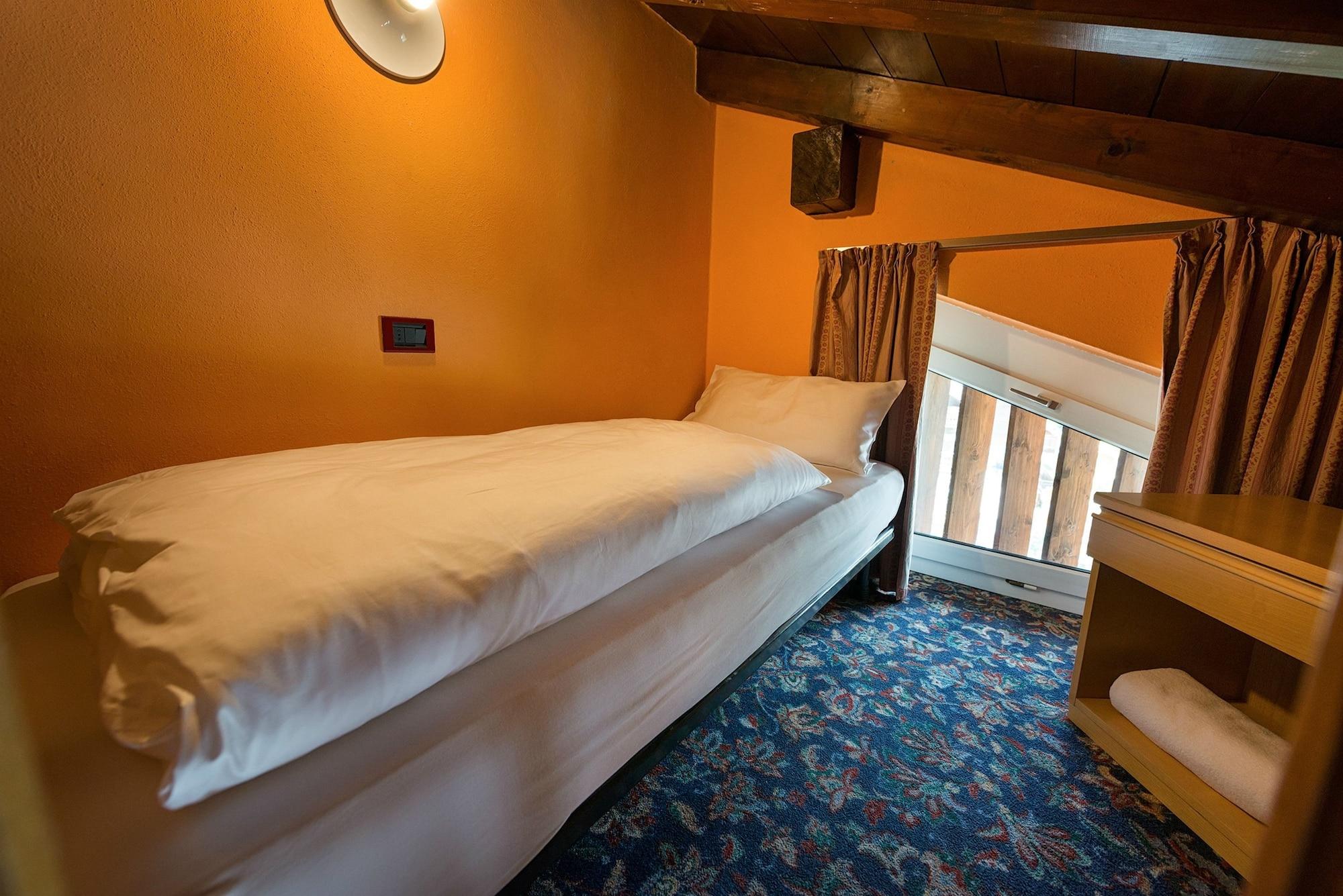 Hotel Astra Livigno Bagian luar foto