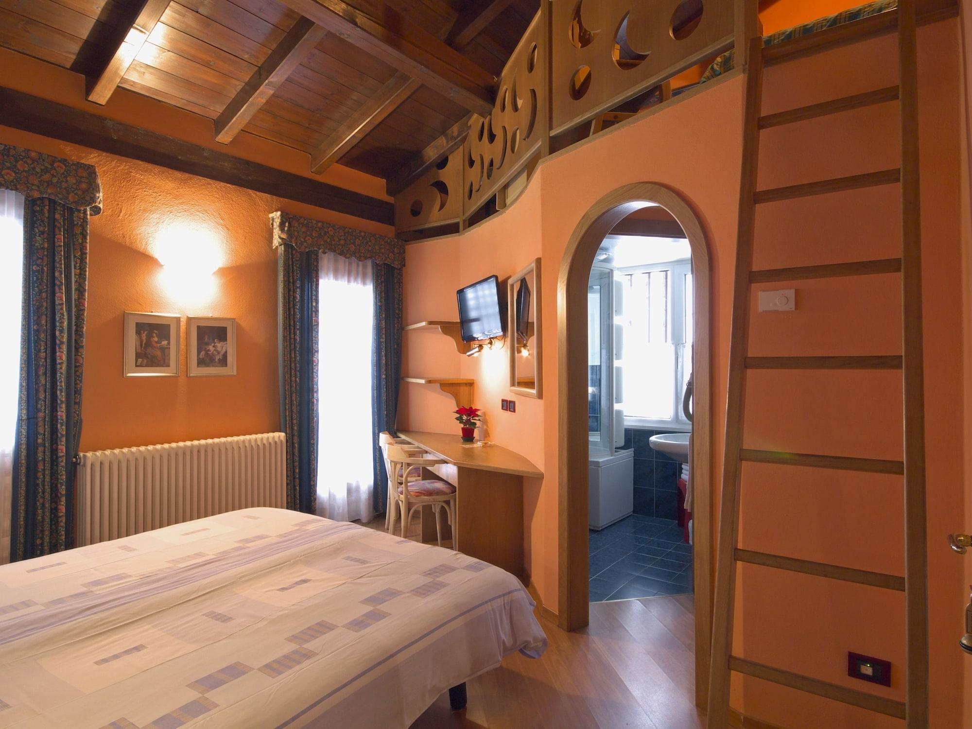 Hotel Astra Livigno Bagian luar foto
