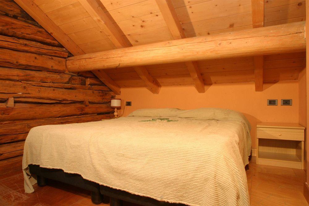 Hotel Astra Livigno Bagian luar foto
