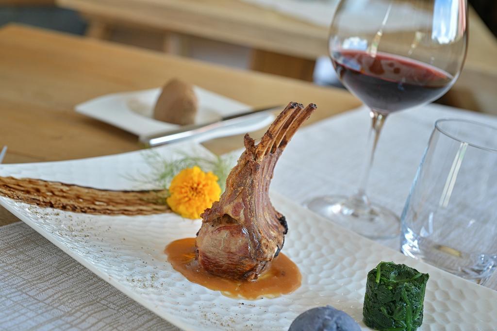Hotel Astra Livigno Bagian luar foto