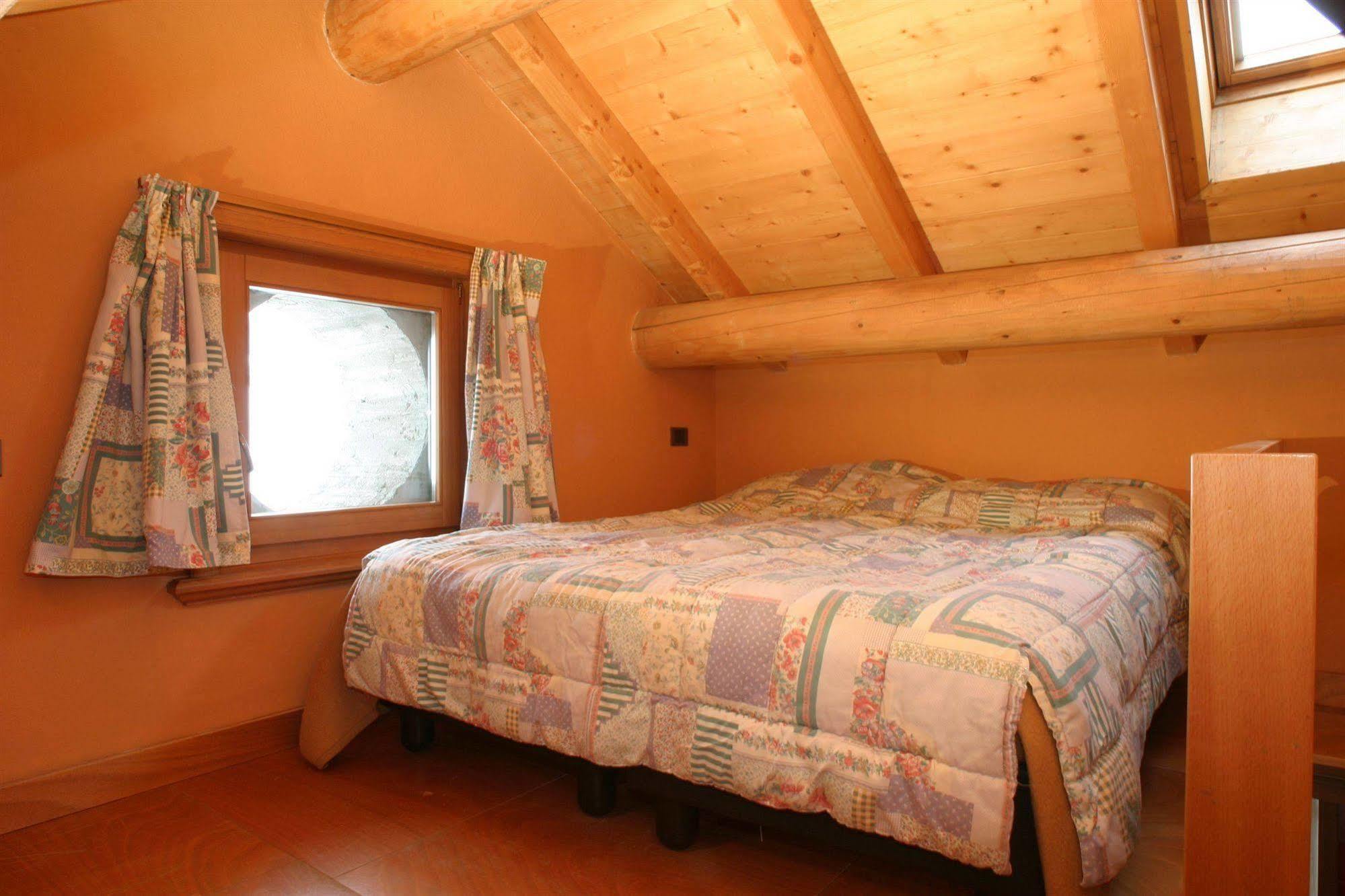 Hotel Astra Livigno Bagian luar foto