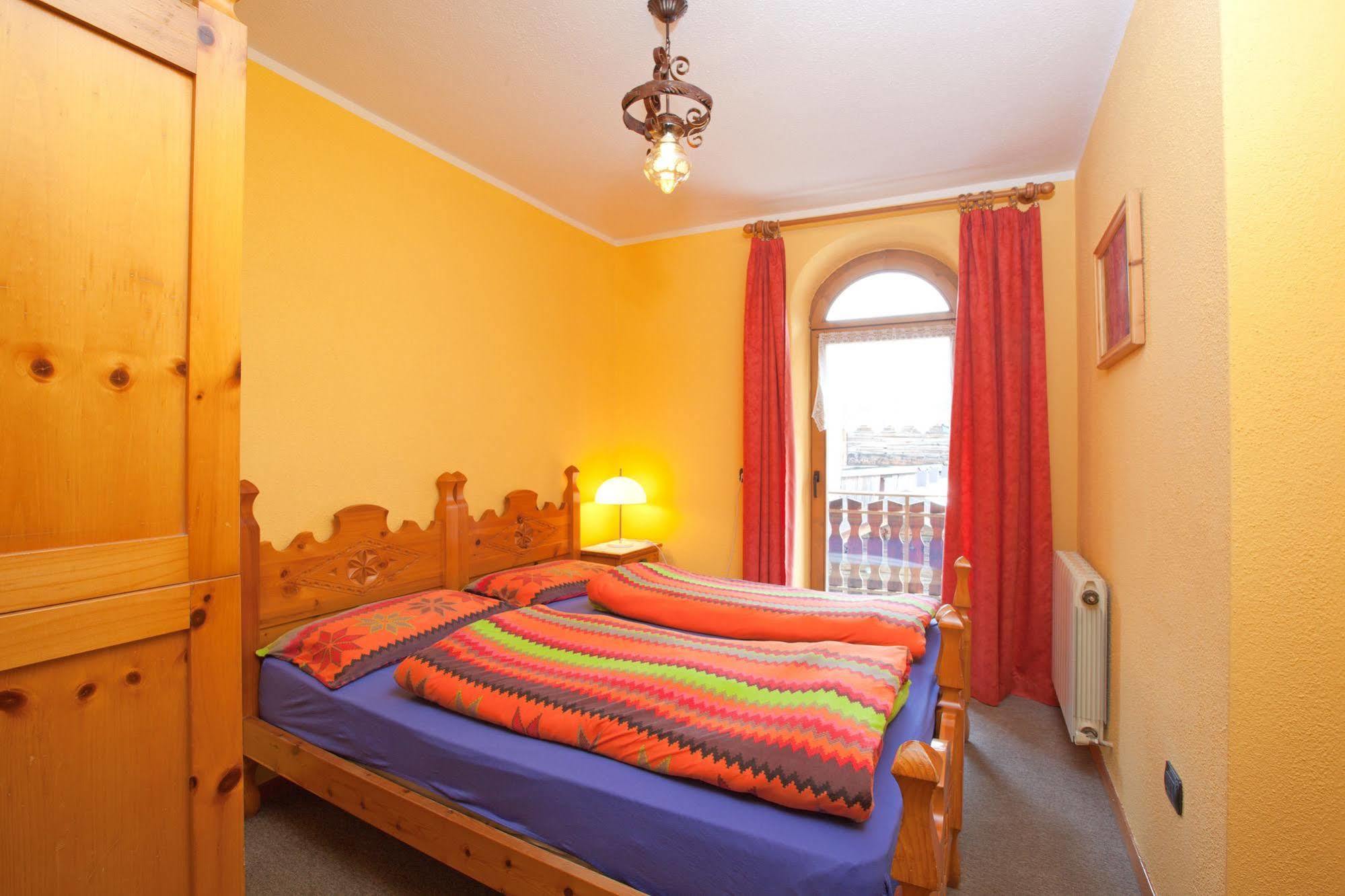 Hotel Astra Livigno Bagian luar foto