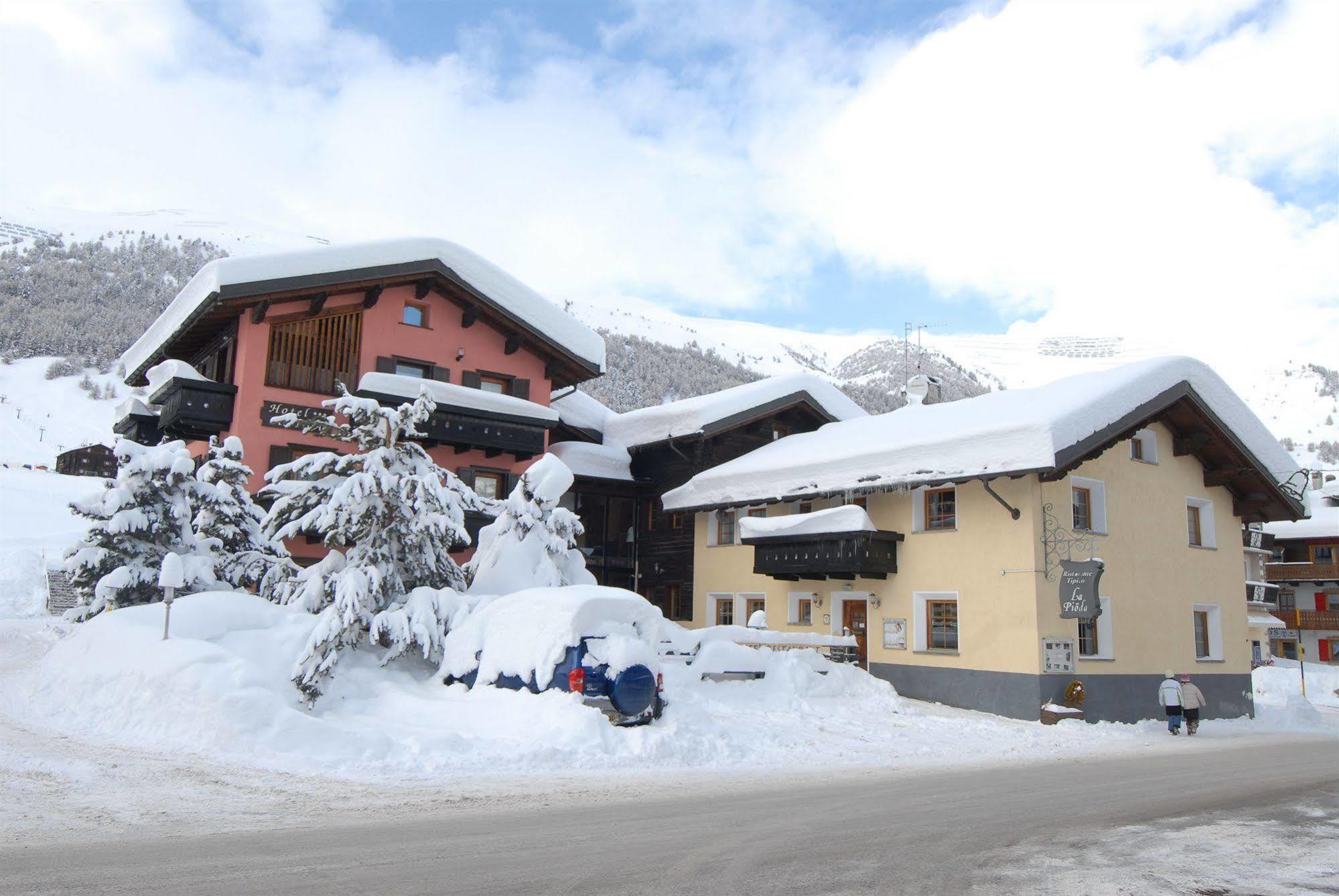 Hotel Astra Livigno Bagian luar foto